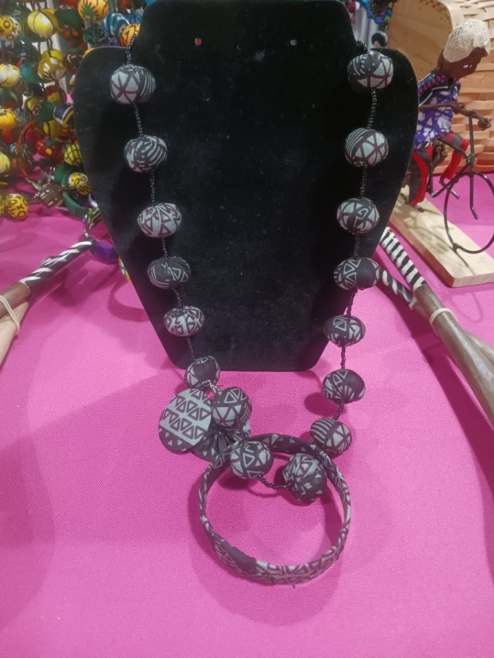 Rwandan Jewelry Set