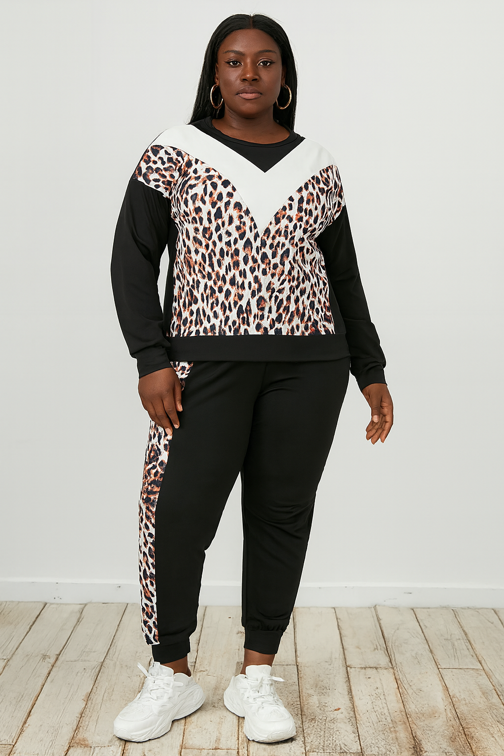 Plus Size Leopard Sweatshirt and Sweatpants Set